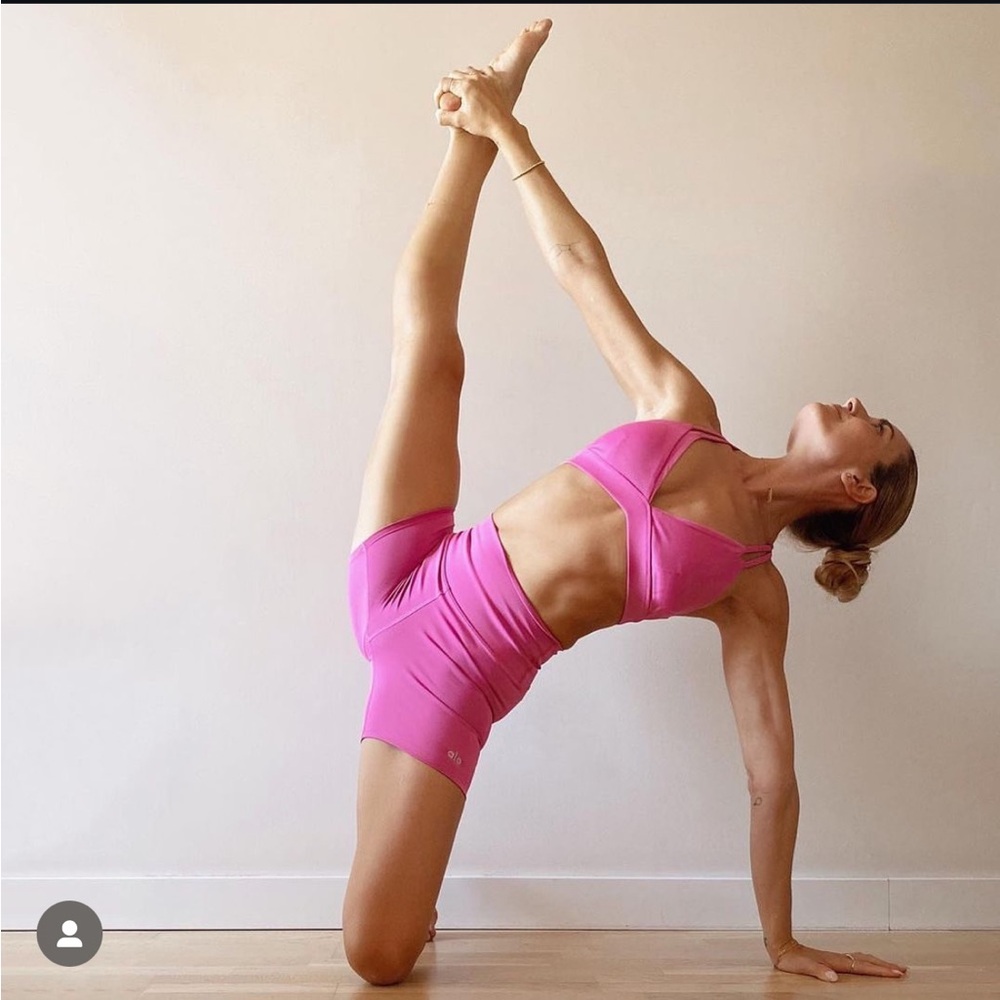 ALO Yoga Pink Women's Shorts